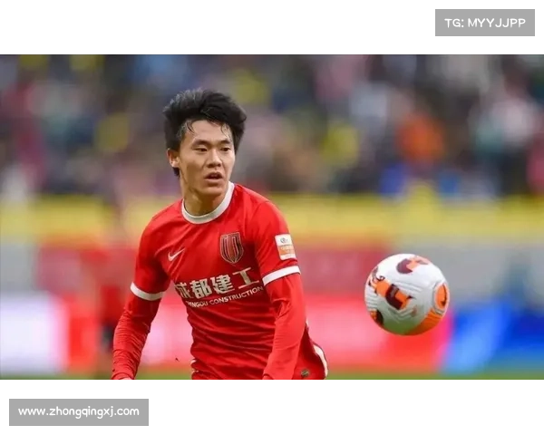 成都蓉城为何高价引进塞超边锋背后的战略考量与市场分析